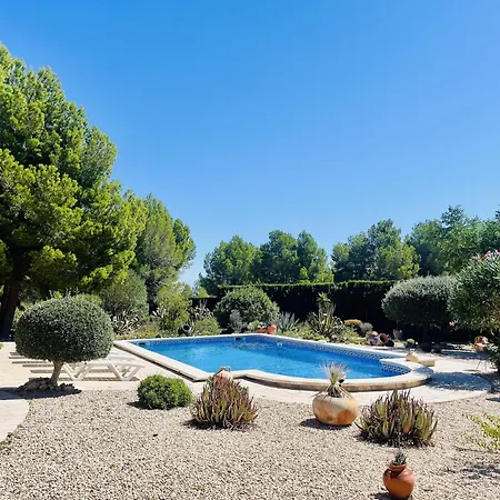 Villa Oasis With Large Private Swimming Pool *